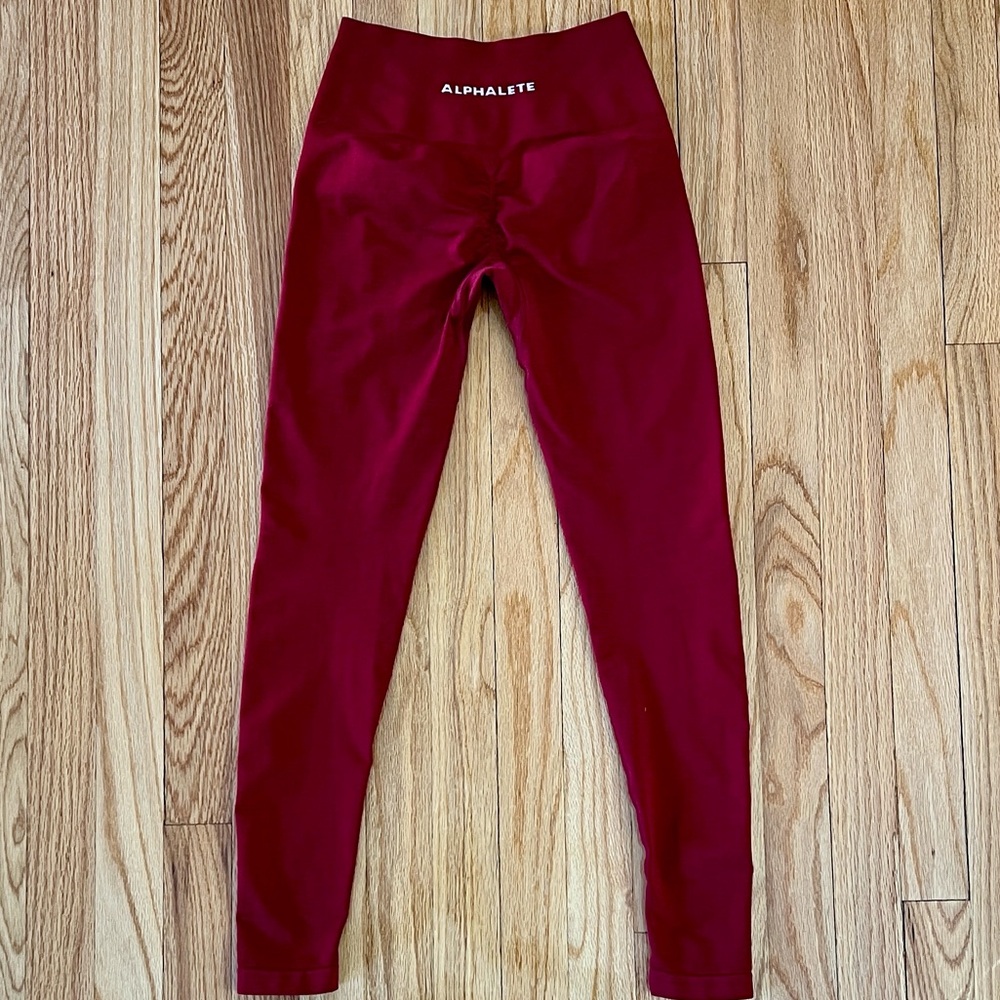 Alphalete Women's Size Small burgundy Ampify Leggings size small